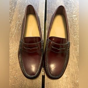 G.H. Bass Brown Diane Loafer, red leather penny loafers size 7 1/2 Wide
